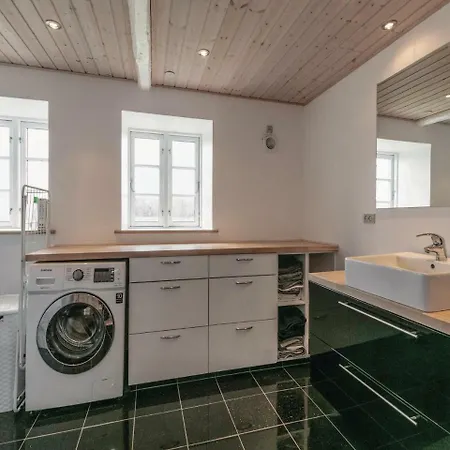 Three-bedroom Holiday In Ostermarie