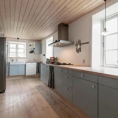 Three-bedroom Holiday In Semesterbostad