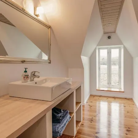 Semesterbostad Three-bedroom Holiday In *